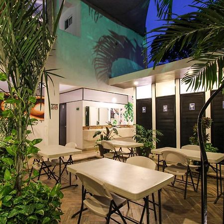 Hostal Gayser Valladolid  Eksteriør billede