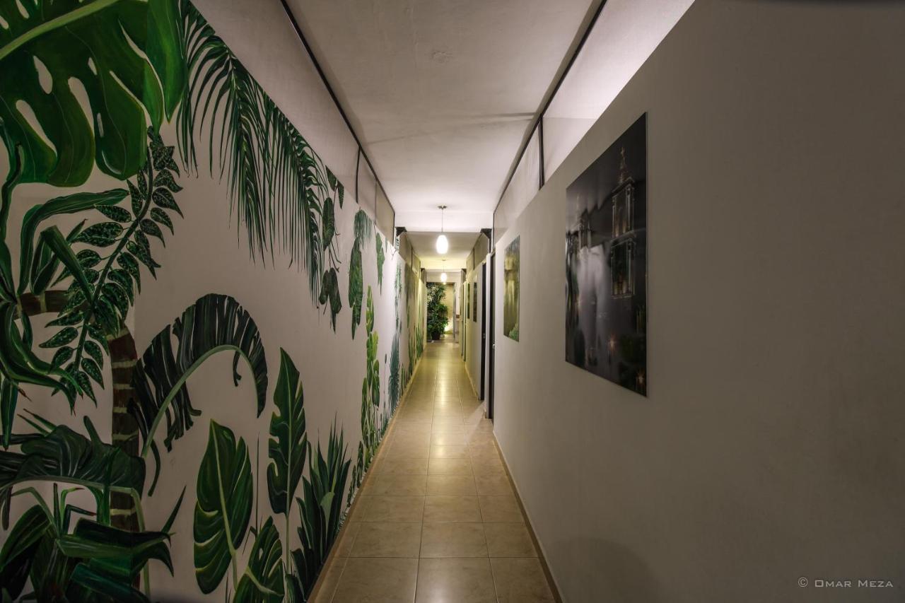 Hostal Gayser Valladolid  Eksteriør billede