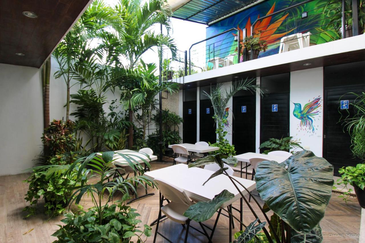 Hostal Gayser Valladolid  Eksteriør billede