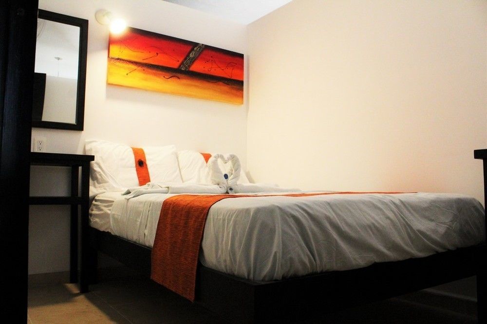 Hostal Gayser Valladolid  Eksteriør billede